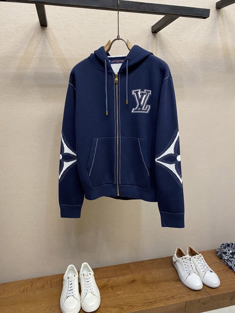 l0vis Vvtt0n outwear